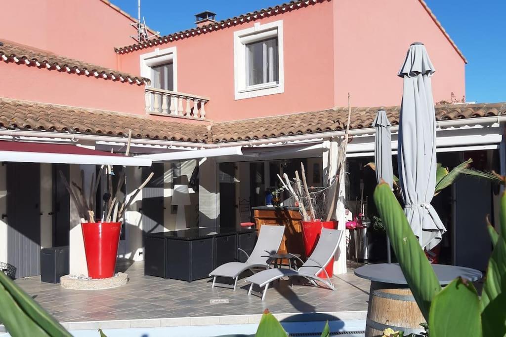 Hebergement Insolite Studio Grau Du Roi Mas Des Marines Piscine Le Grau-du-Roi Exterior foto